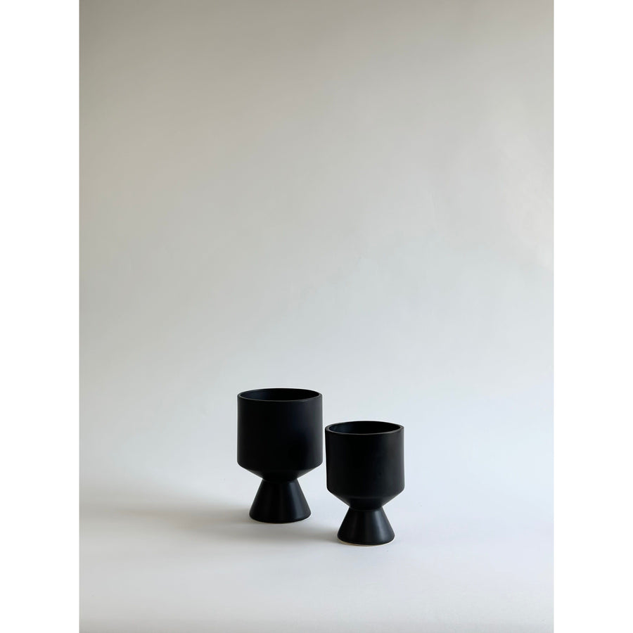 Atelier Nolla Petite Noir Vase